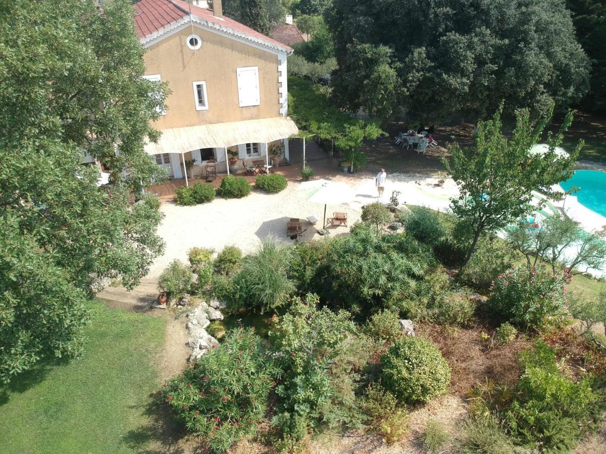 Bed and Breakfast Le Fer En Ceze Sabran Екстер'єр фото