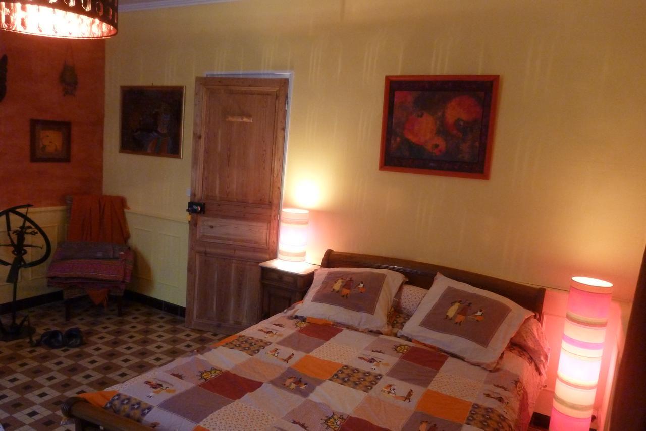 Bed and Breakfast Le Fer En Ceze Sabran Екстер'єр фото