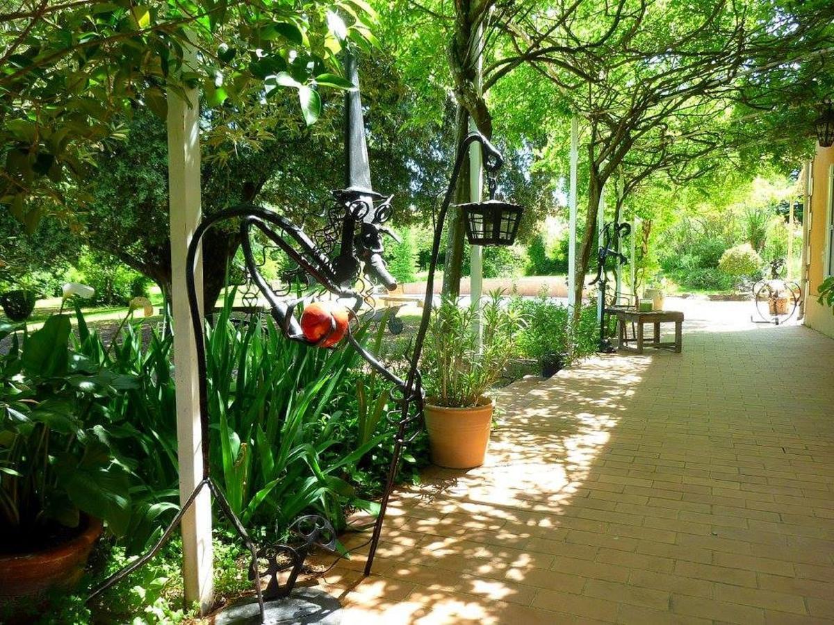 Bed and Breakfast Le Fer En Ceze Sabran Екстер'єр фото
